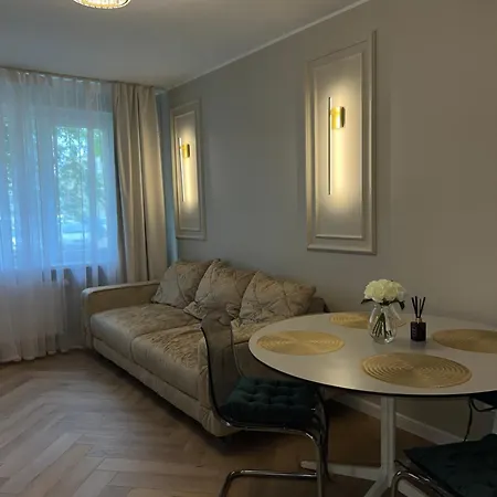 Deluxe Danes Vingis *